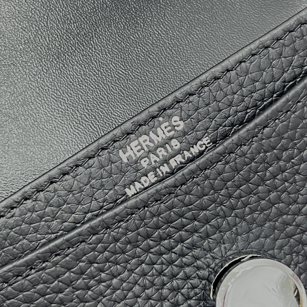 エルメス財布コピー着用イメージ